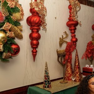 10-Signs-and-decorations-9