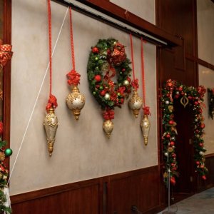 28-Signs-and-decorations-13