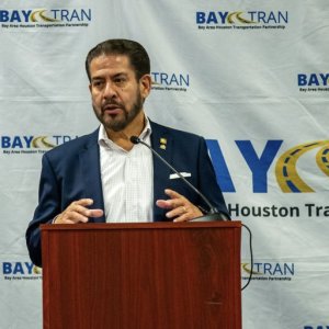 100-Speaker-May-19-4